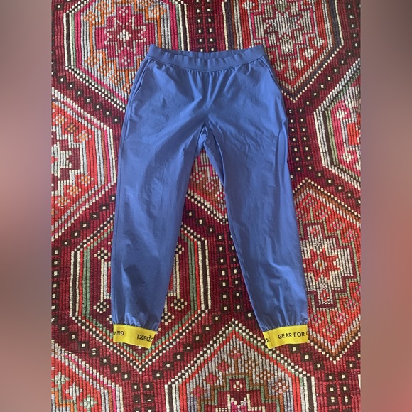 Cotopaxi Blue Joggers, outdoor wear. Women’s medium. Rare - Picture 1 of 8